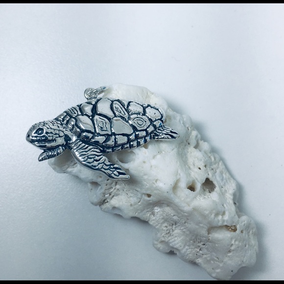 Sterling Silver Pendant. Turtle. - Picture 1 of 1